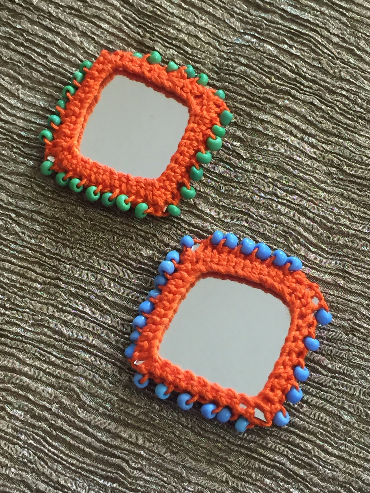 Big Mirror Buttons
