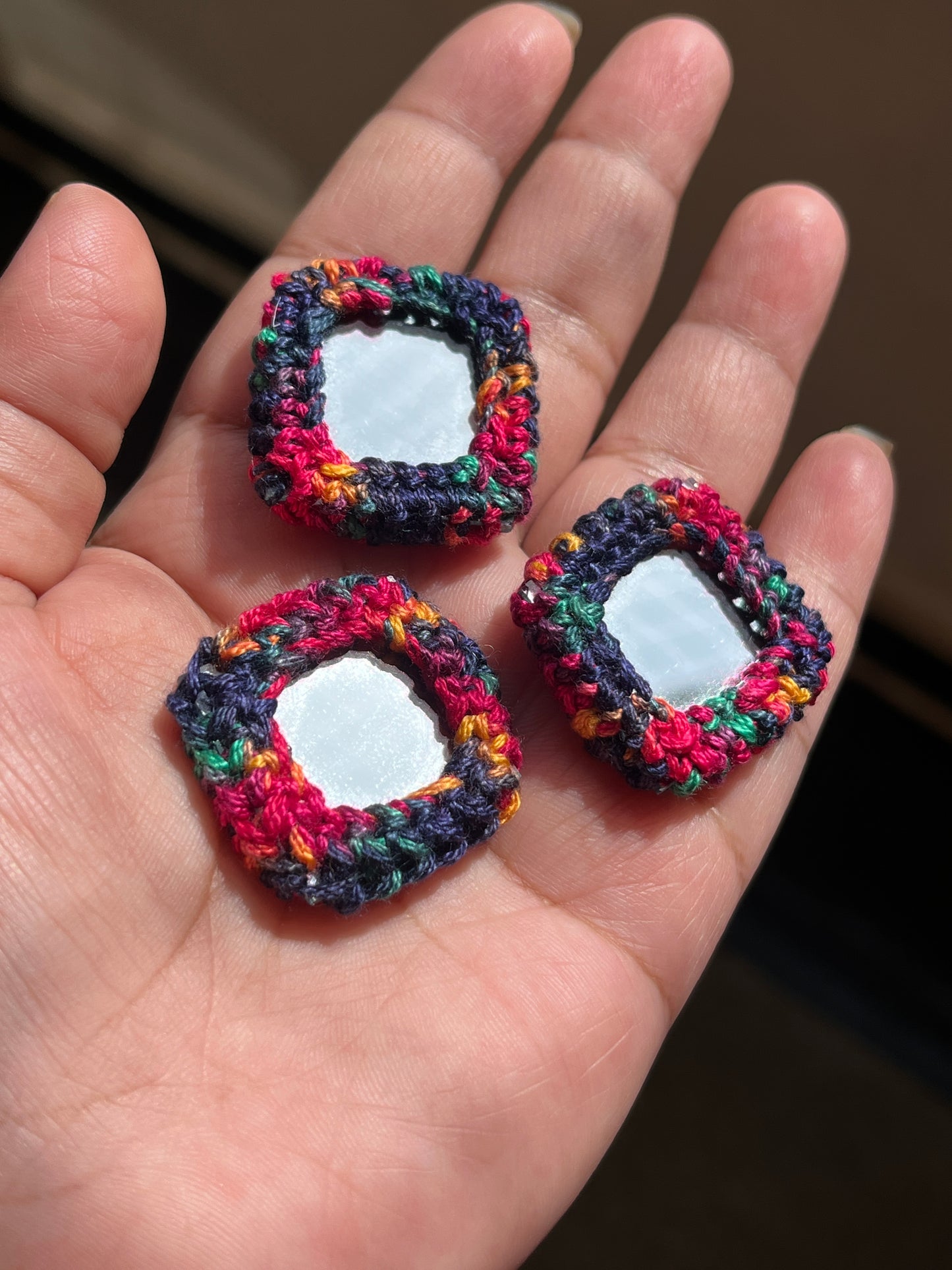 MULTICOLOR Mirror Buttons