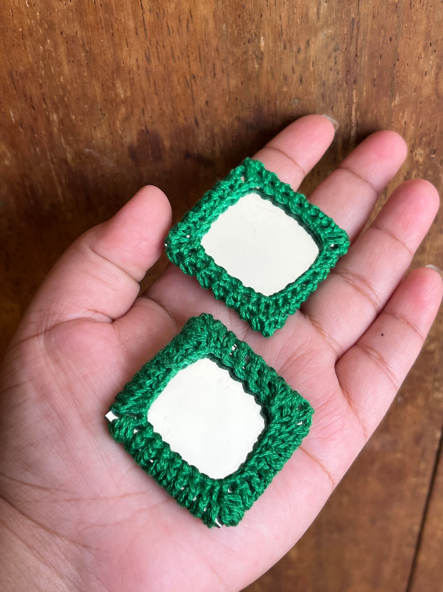 Big Mirror Buttons