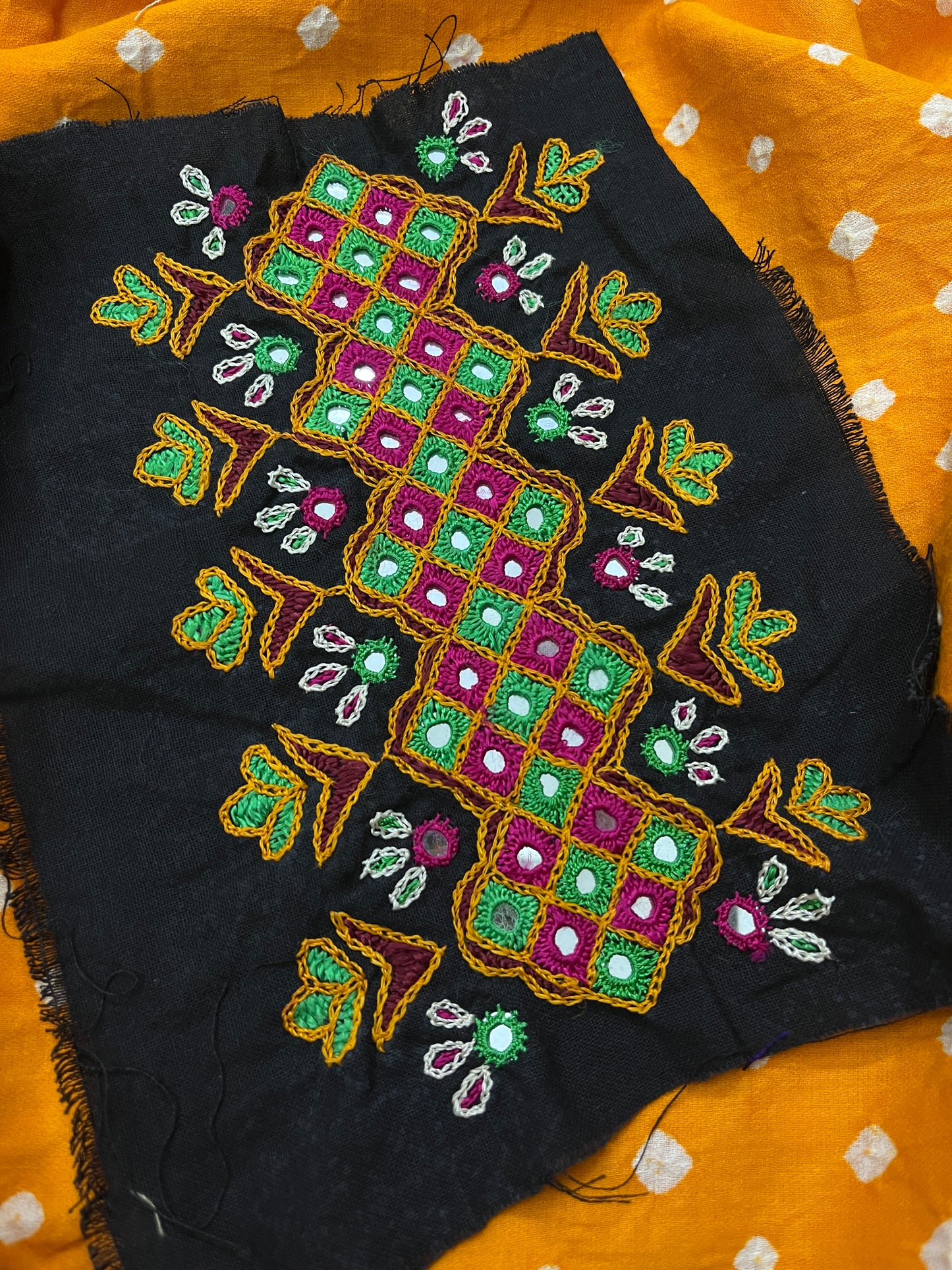 KP353 Kutchwork Patch