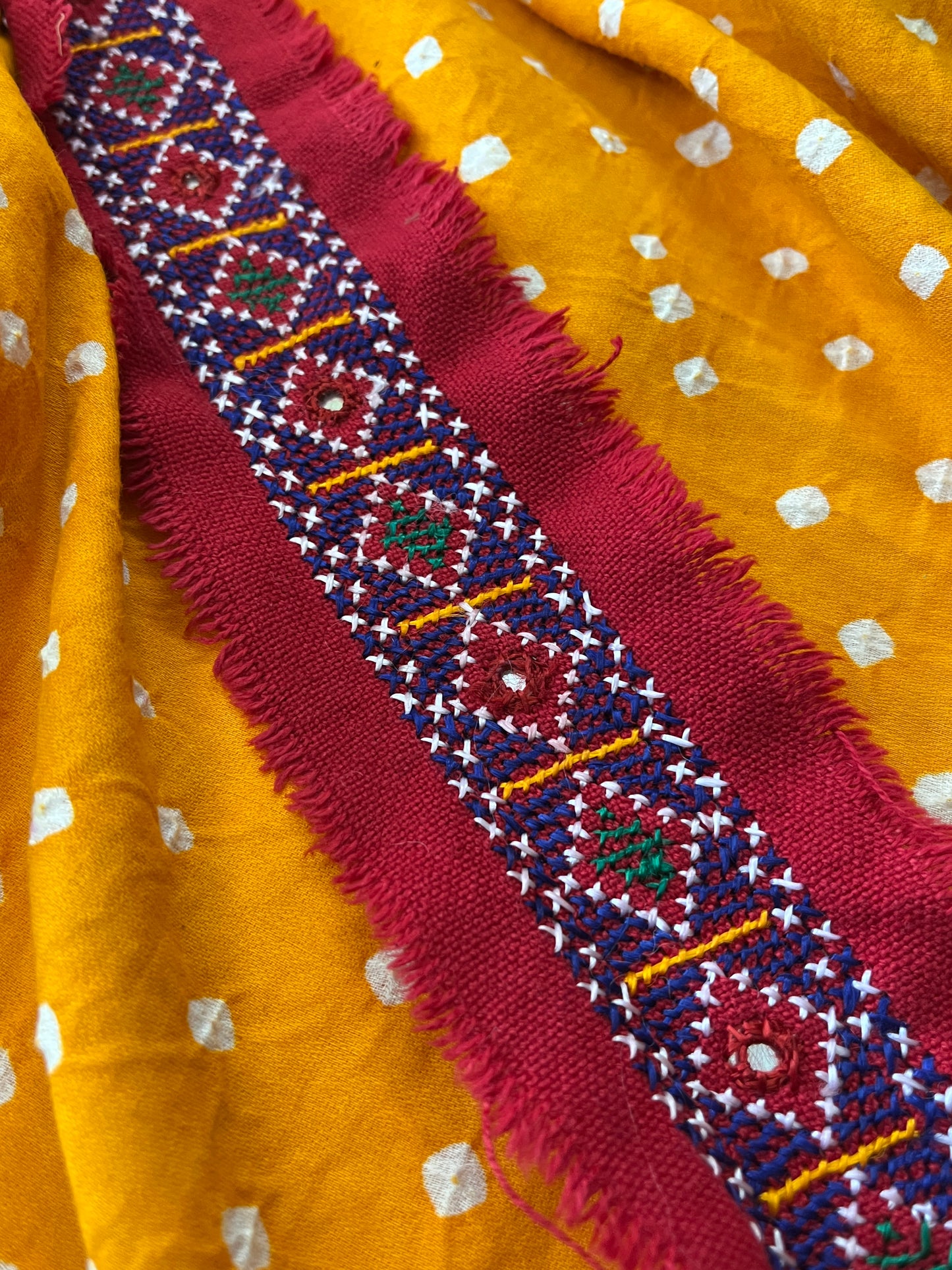KB57 Kutchwork Border