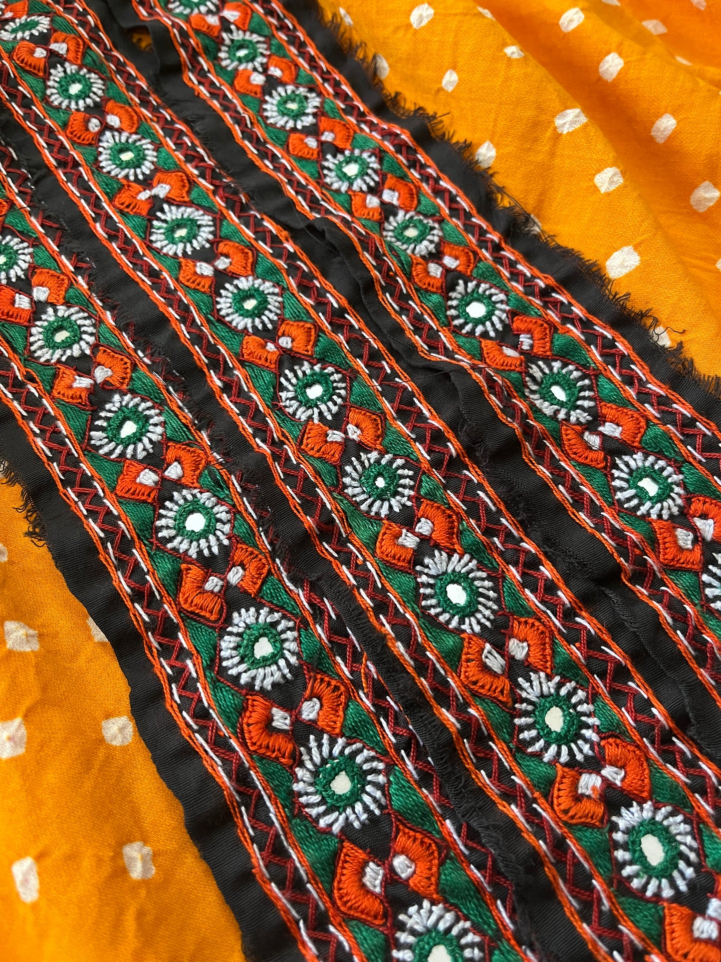 KB61 Kutchwork Border
