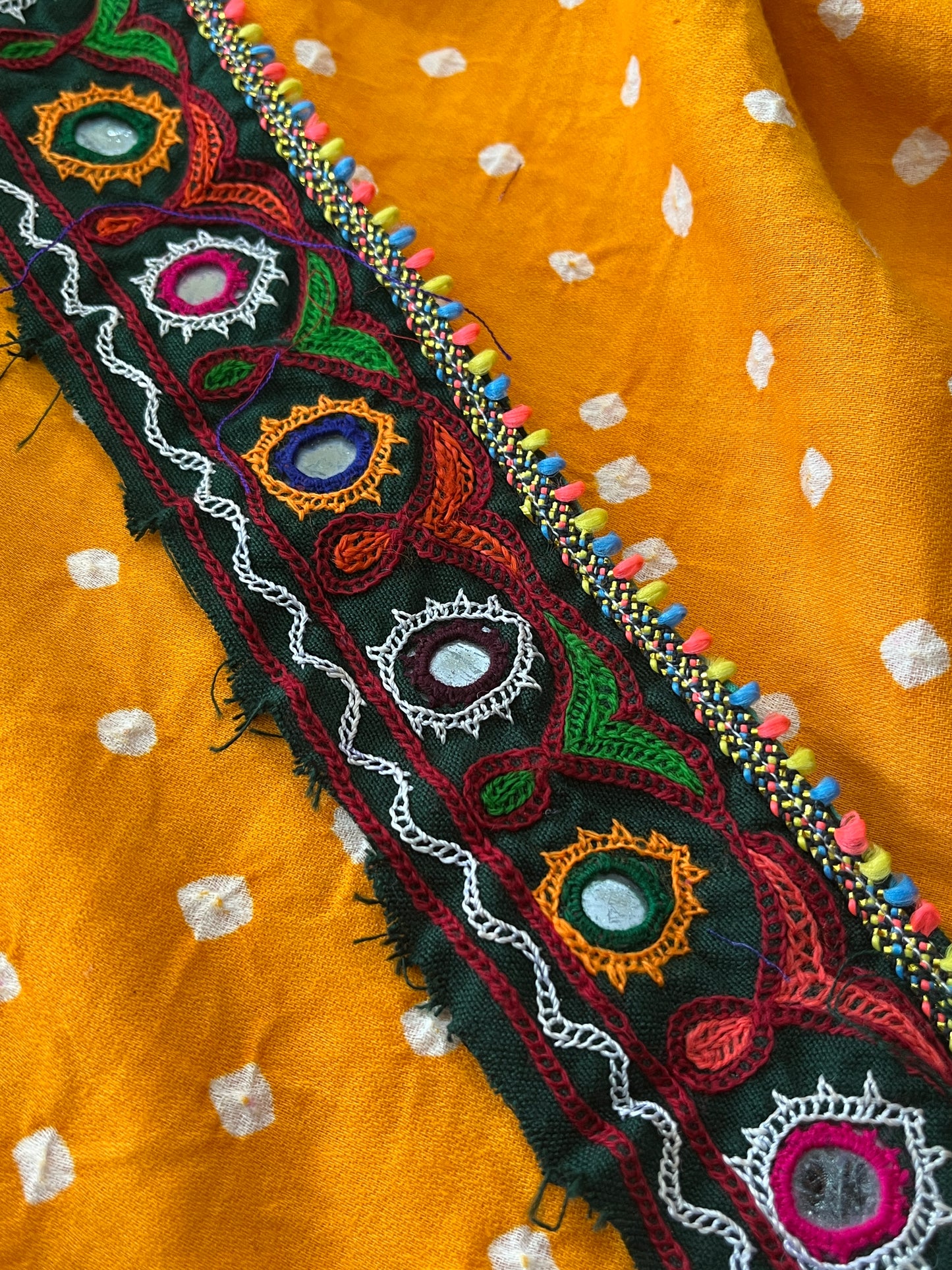 KB73 Kutchwork Border