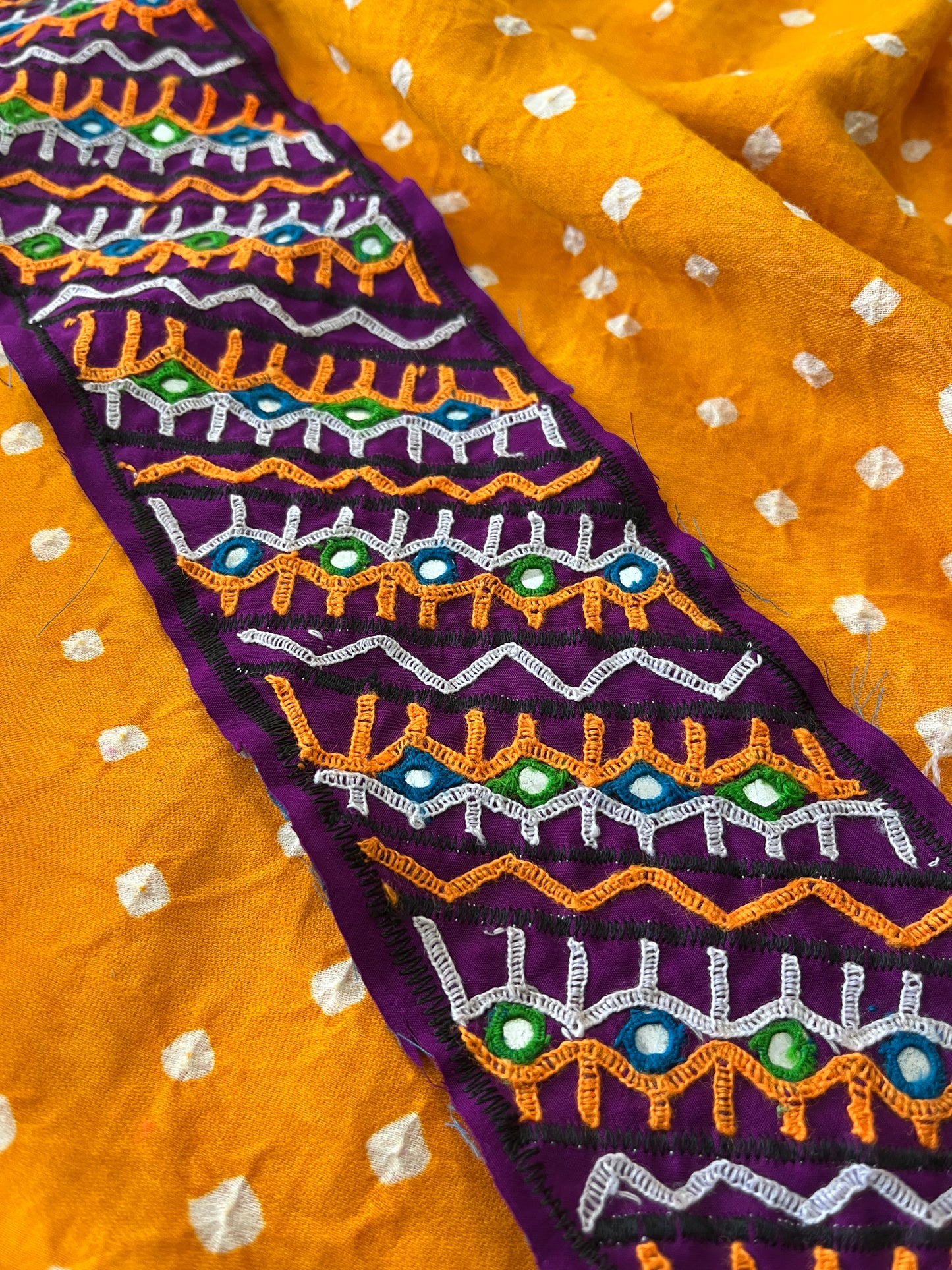 KB85 Kutchwork Border