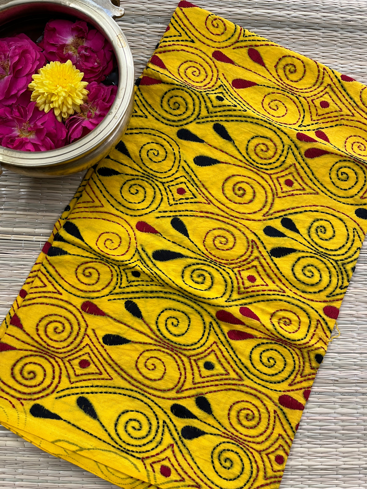 AKBP105 Allover Kanthawork Blouse Piece
