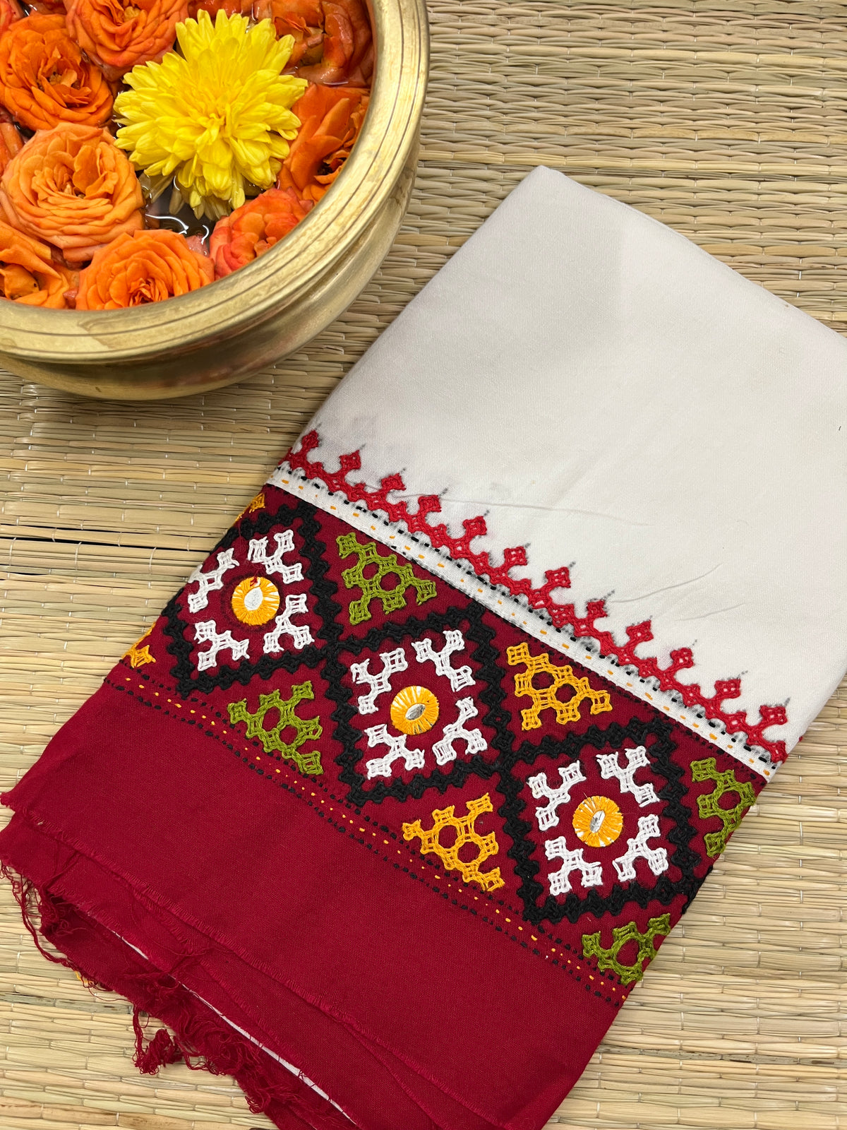 DKUBP39 Dual Color Kutchwork Blouse Piece