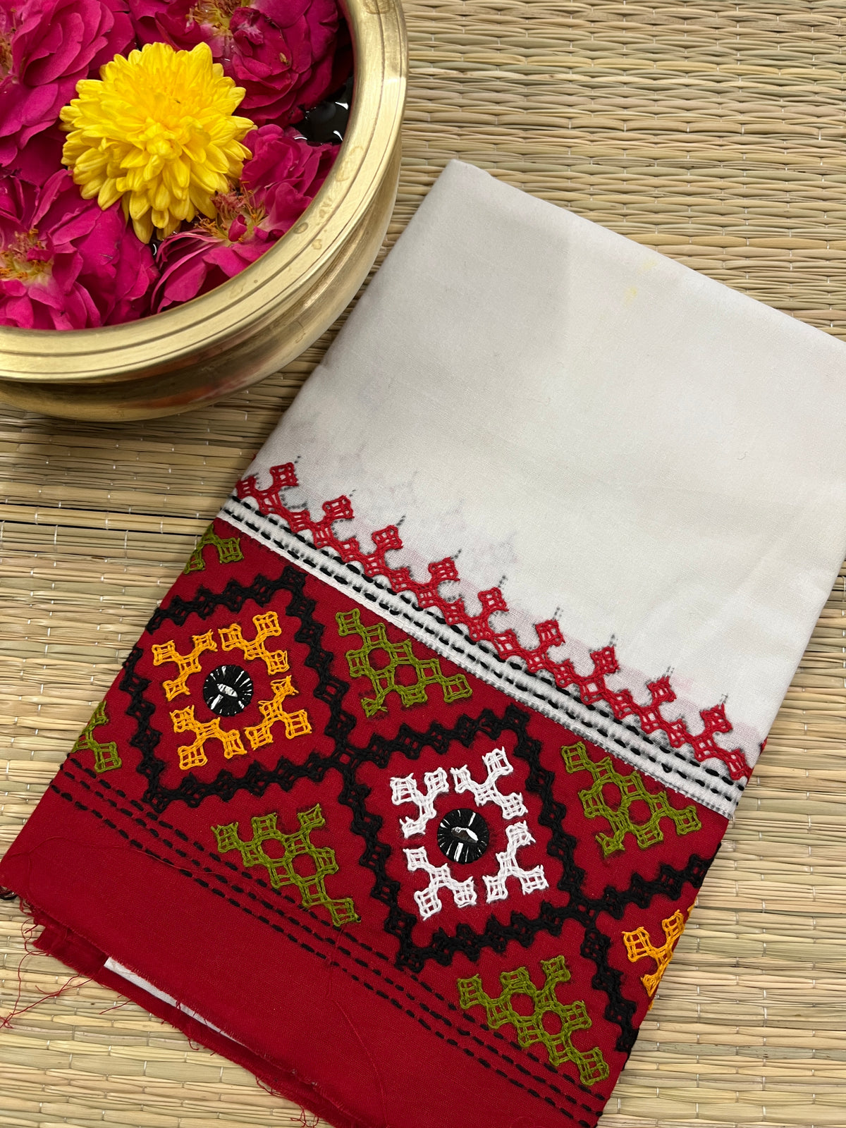 DKUBP42 Dual Color Kutchwork Blouse Piece
