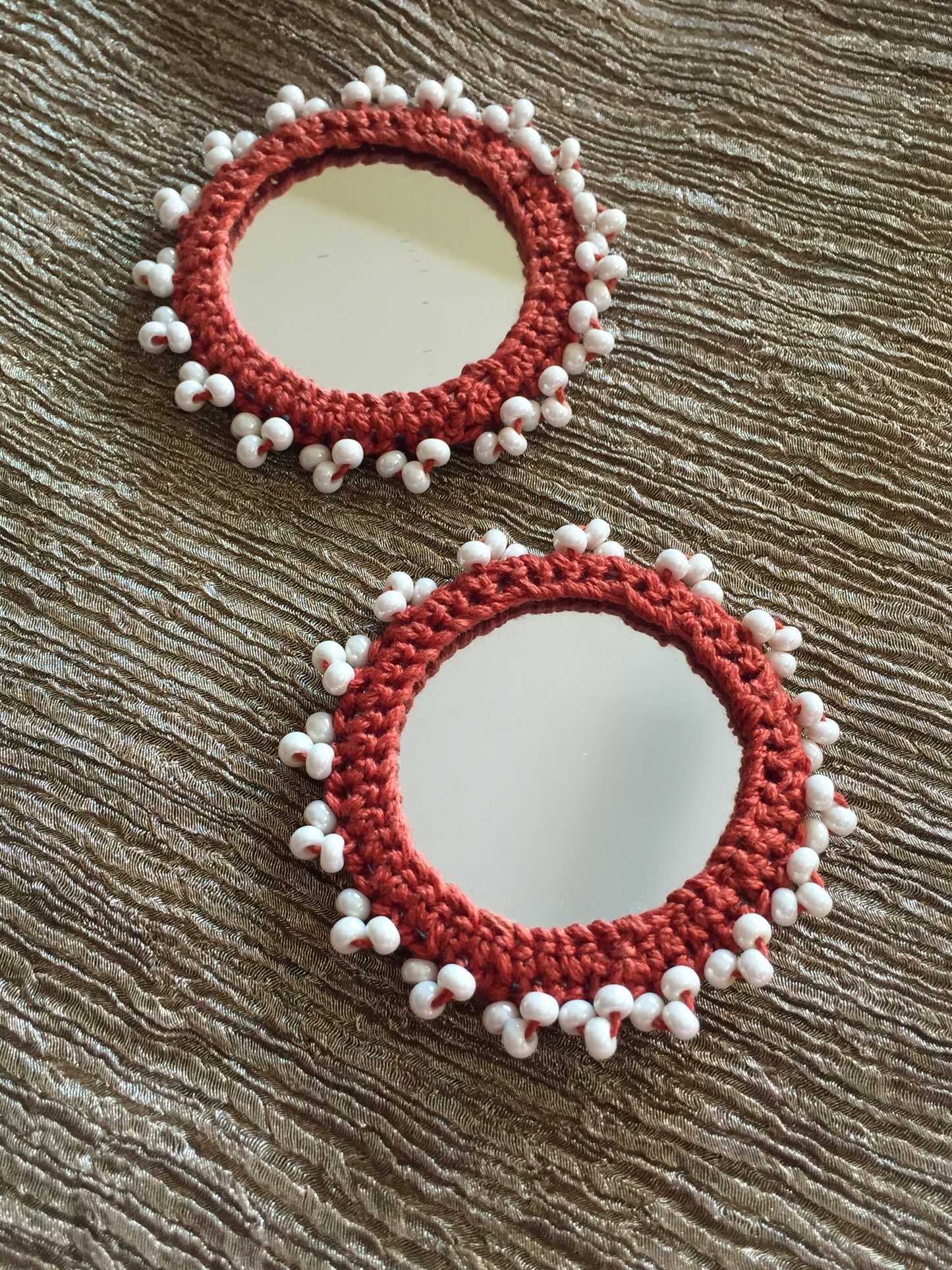 Big Mirror Buttons