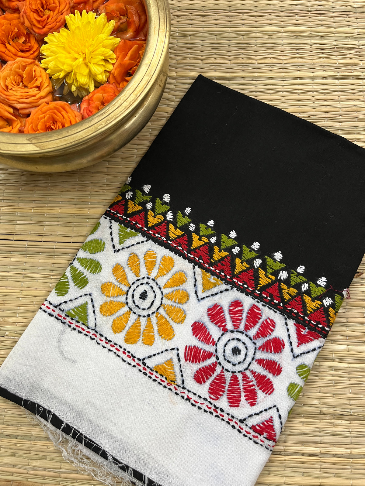 DKABP70 Dual Color Kanthawork Blouse Piece