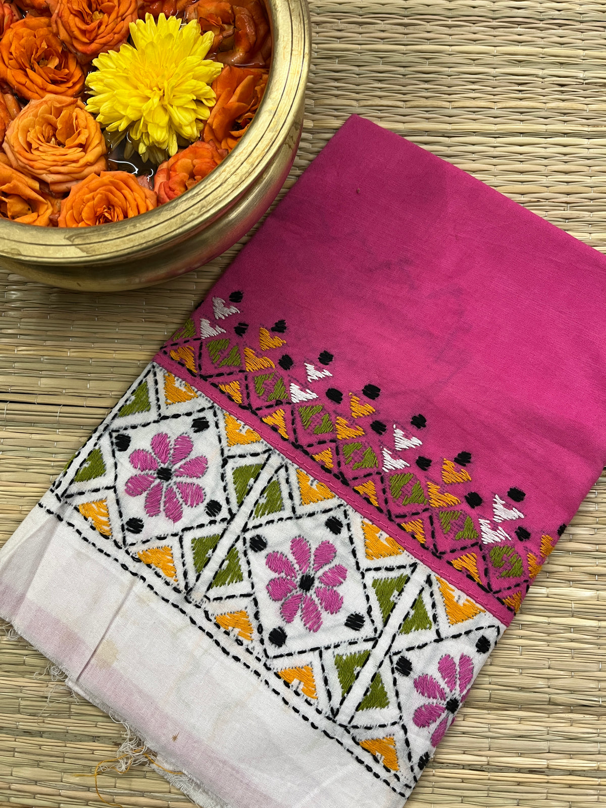 DKABP78 Dual Color Kanthawork Blouse Piece