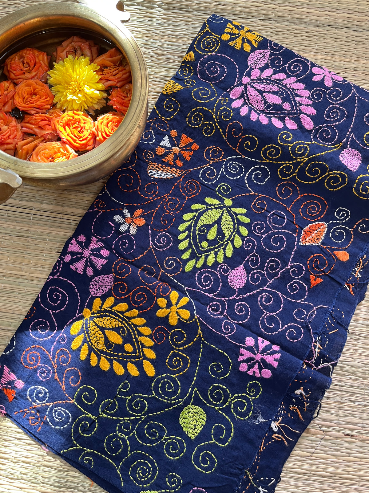 AKBP106 Allover Kanthawork Blouse Piece