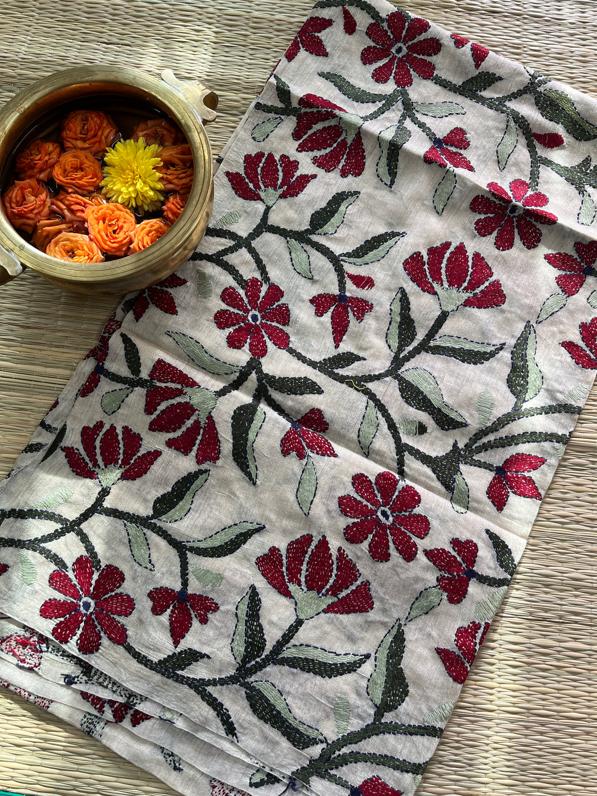 MKBP21 Mandhara Kanthawork Blouse Piece