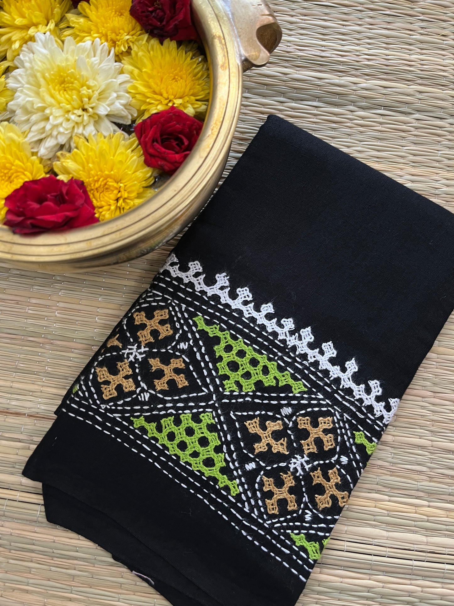 KUTBP26 Kutchwork Blouse Piece