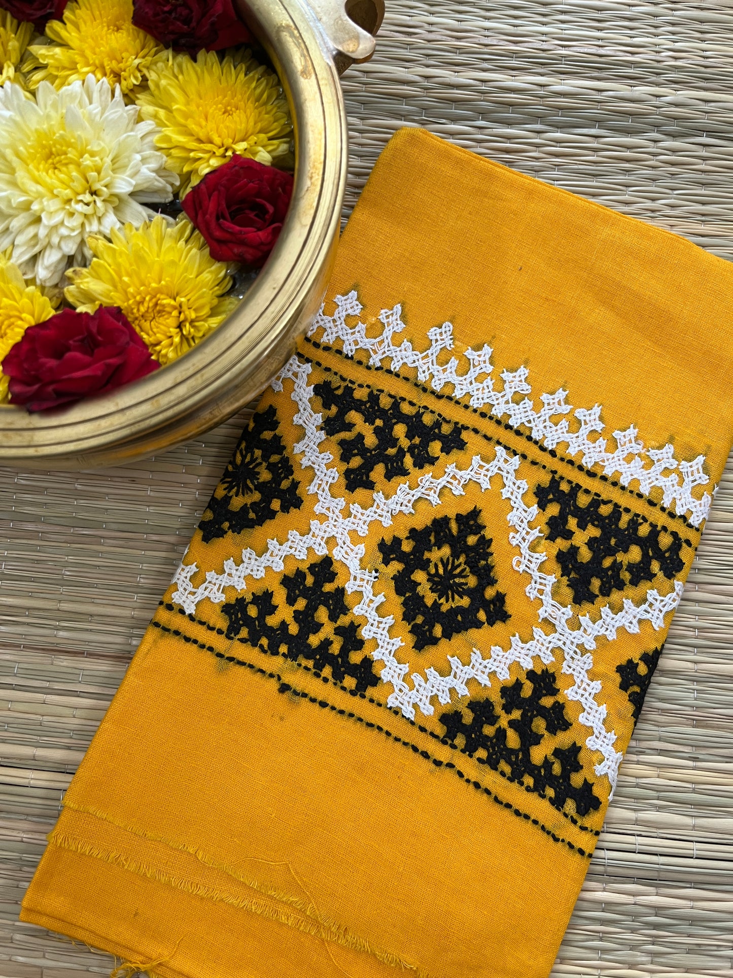 KUTBP62 Kutchwork Blouse Piece