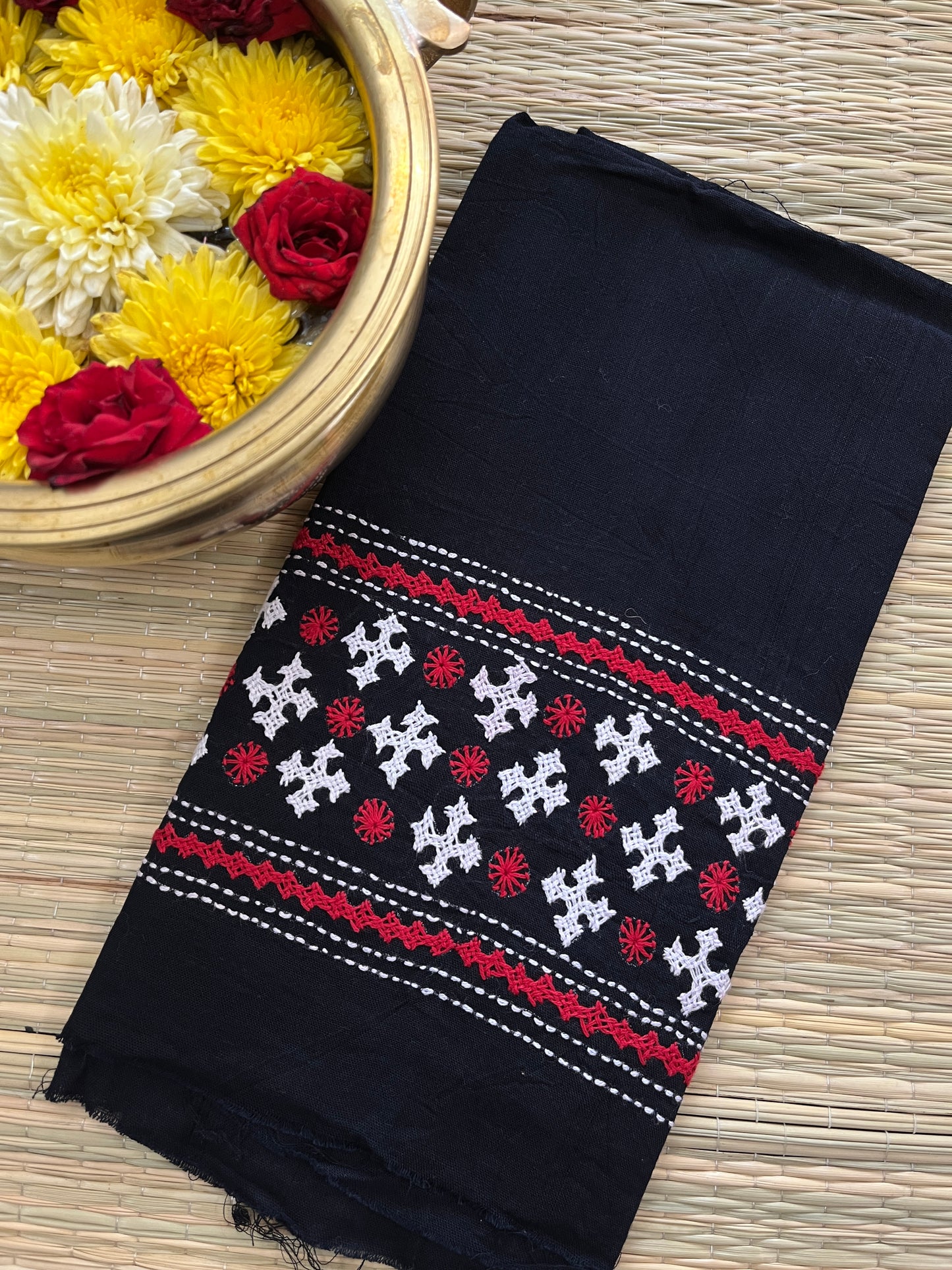 KUTBP67 Kutchwork Blouse Piece