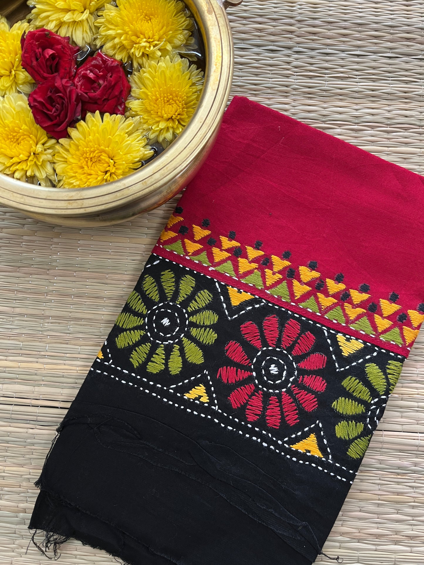 DKABP10 Dual Color Kanthawork Blouse Piece