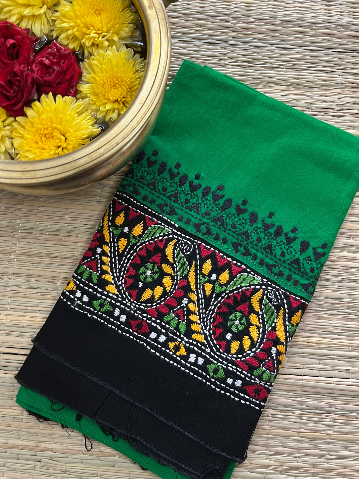 DKABP14 Dual Color Kanthawork Blouse Piece