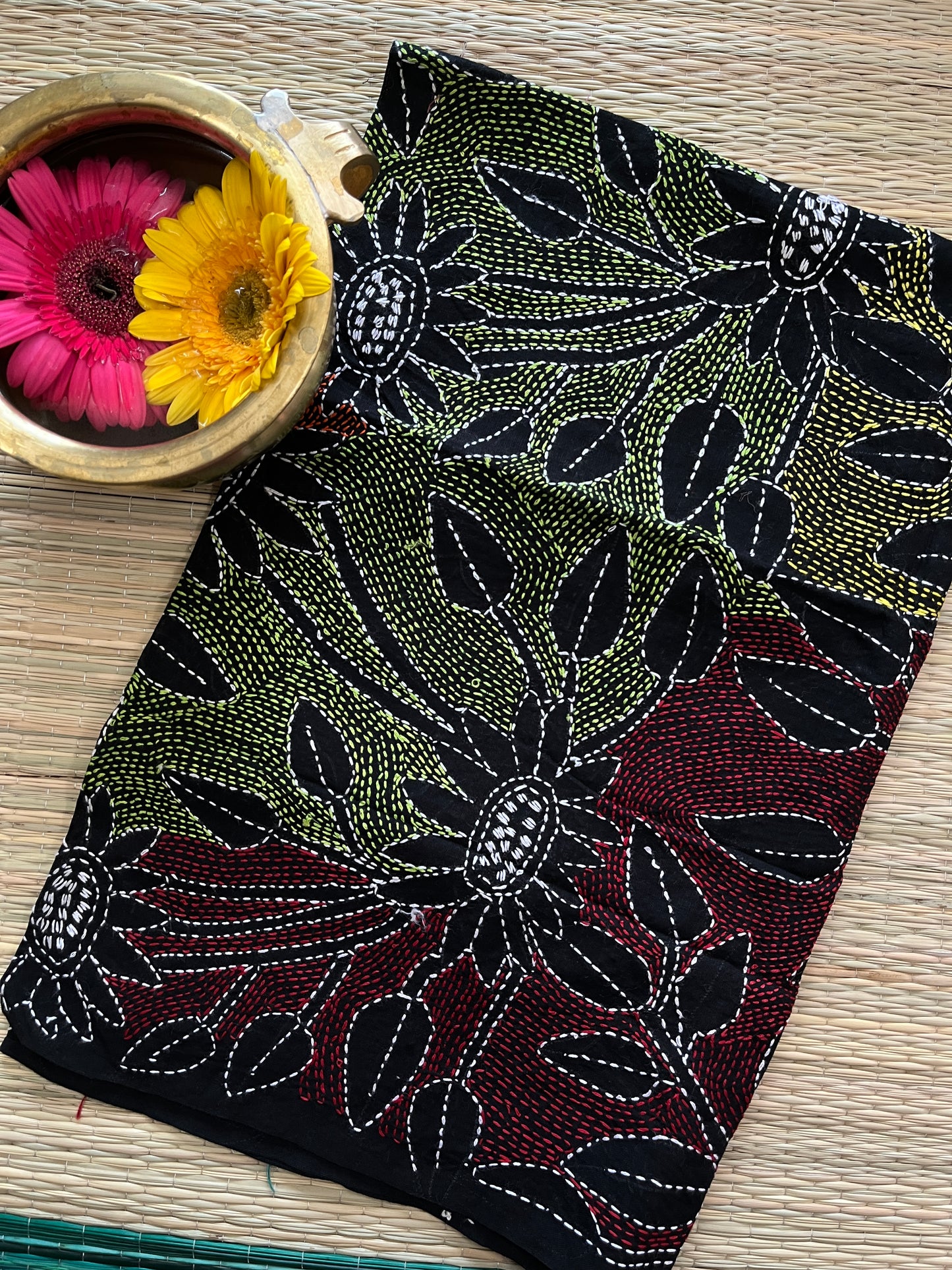 AKBP81 Allover Kanthawork Blouse Piece