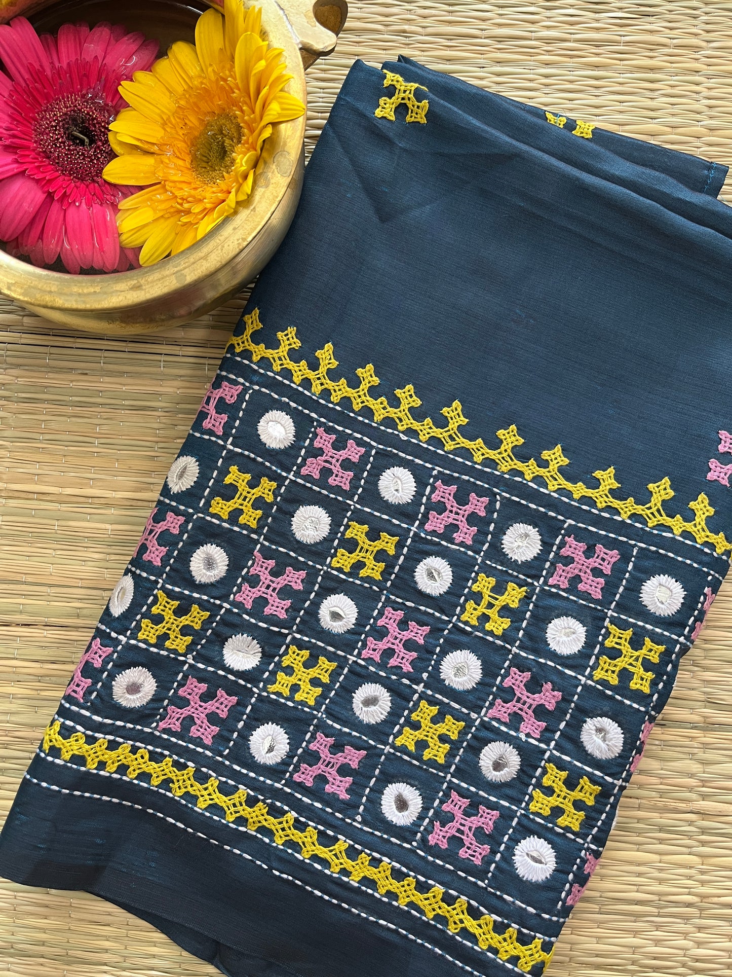 SKUBP16 Art Silk Kutchwork Blouse Piece