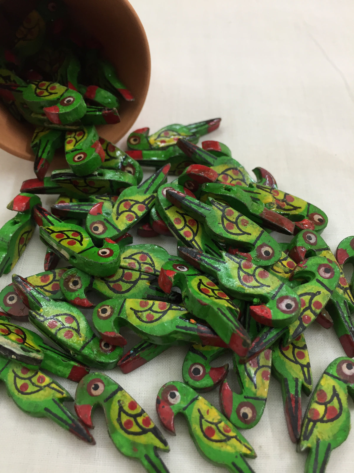 GREEN Parrot Buttons