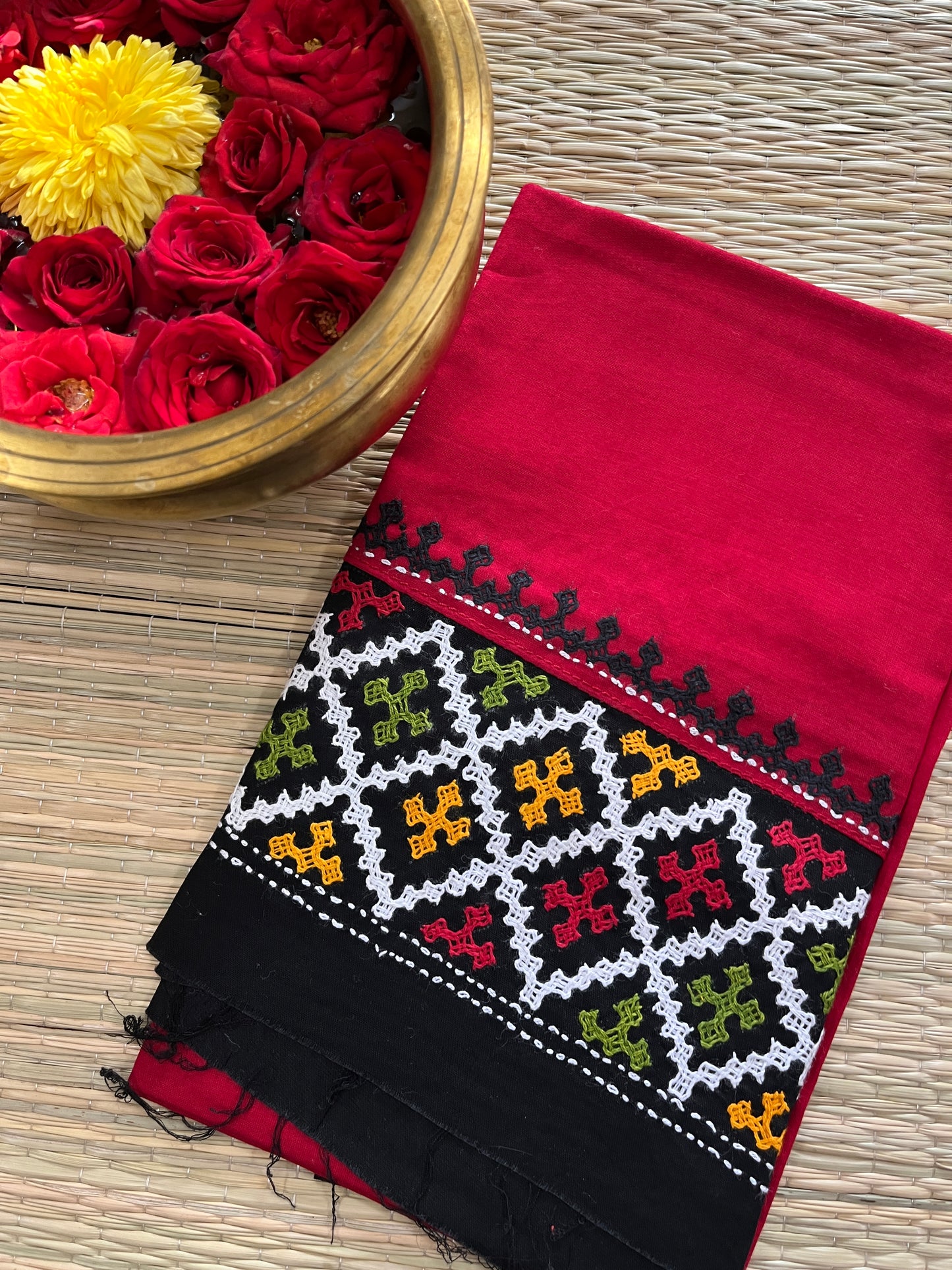 DKUBP18 Dual Color Kutchwork Blouse Piece