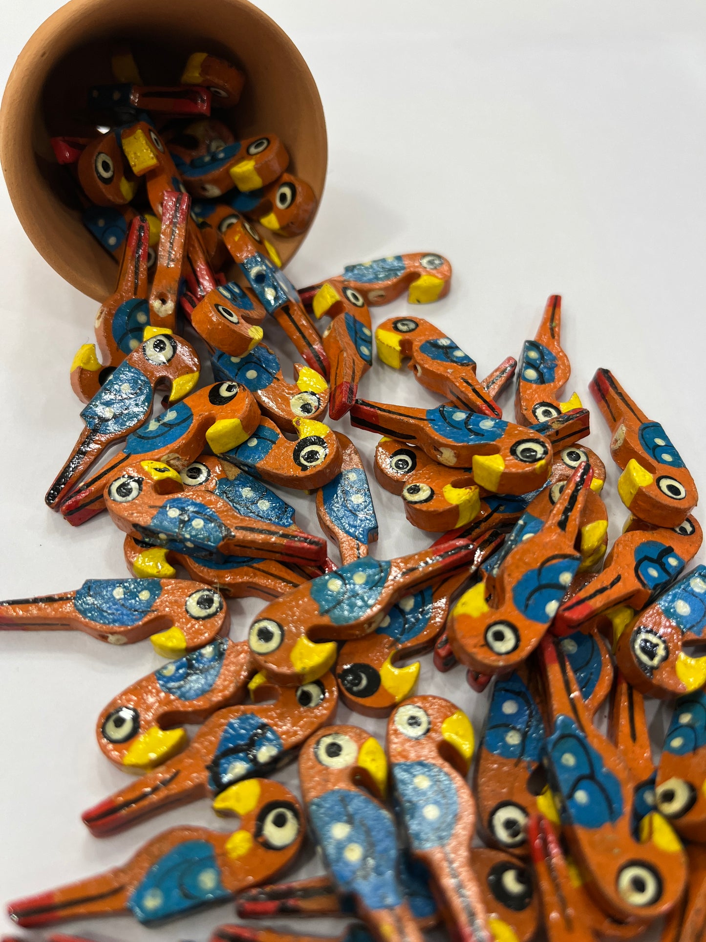 BROWN Parrot Buttons