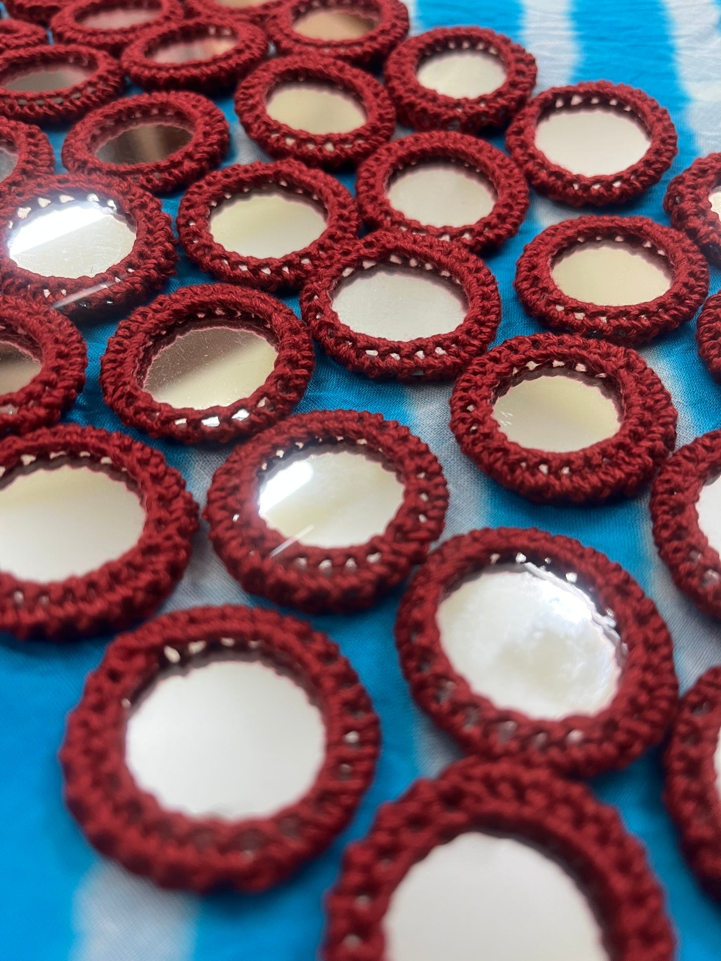 MAROON Mirror Buttons