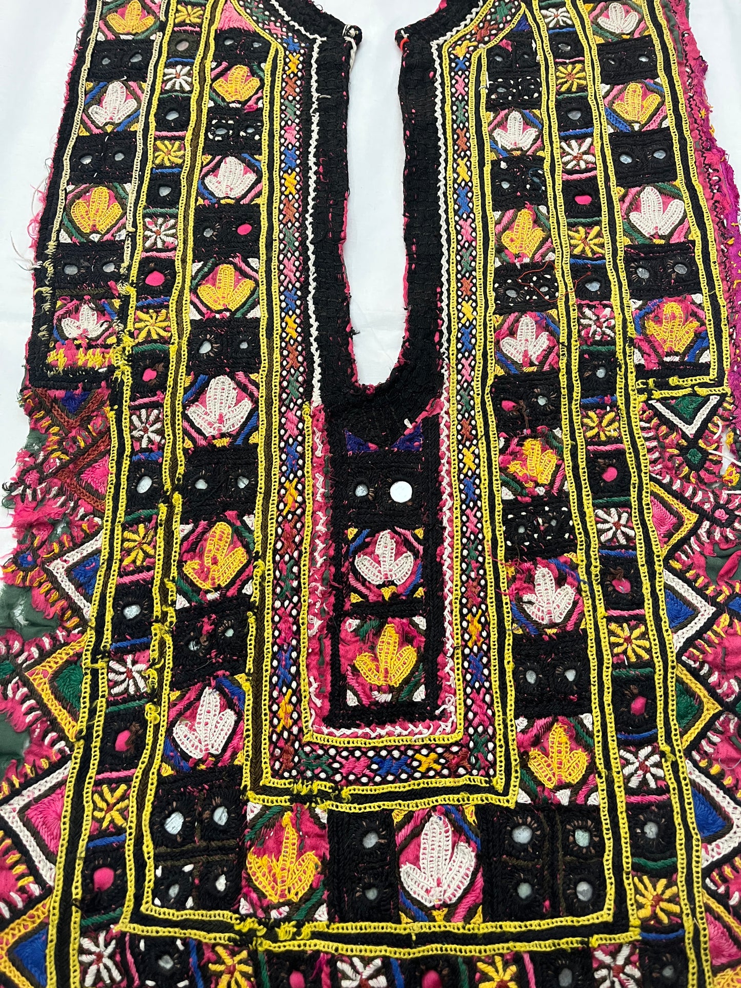 BYK10 Antique Vintage Banjara Neckyoke