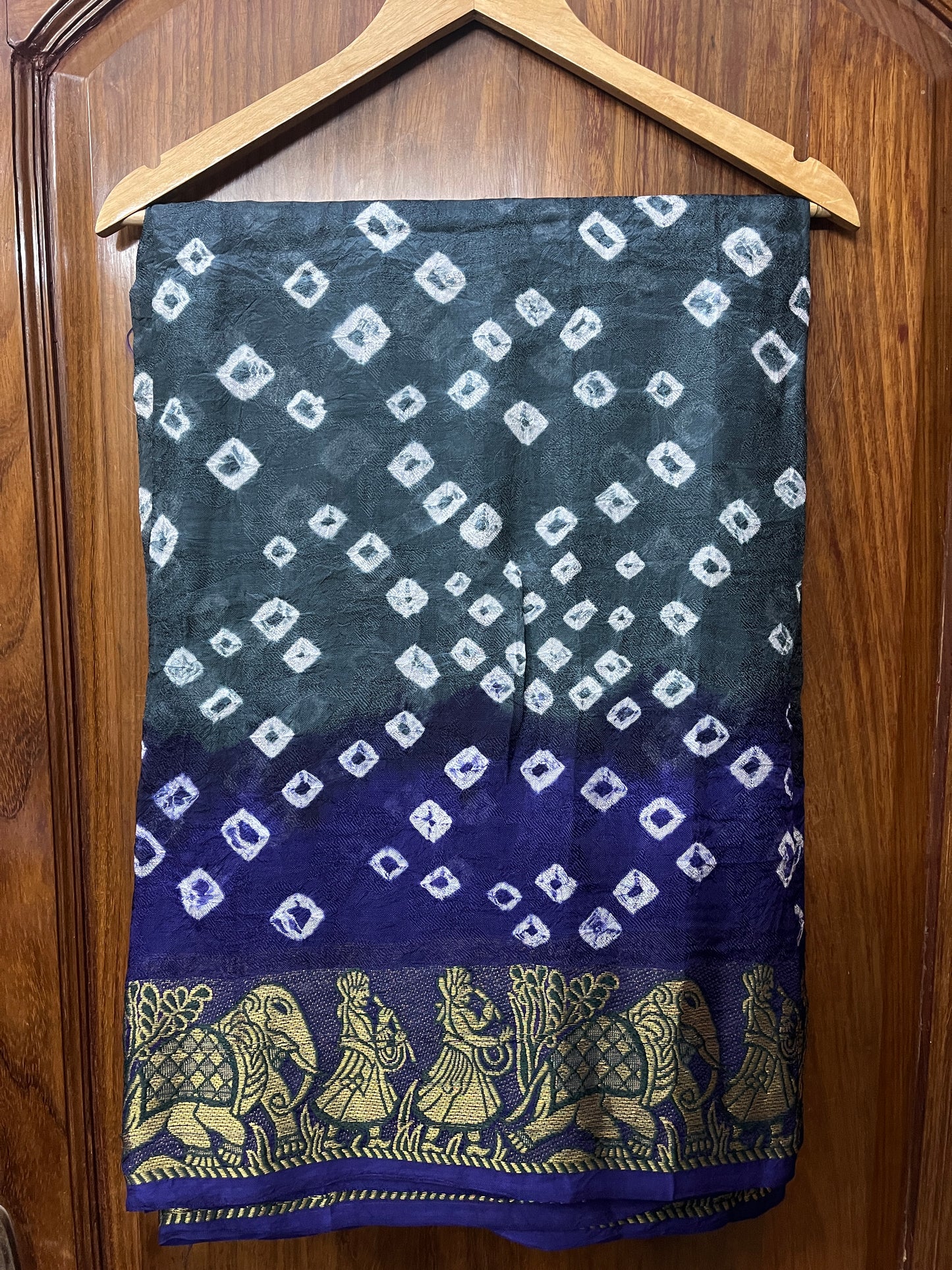 Jacquard Silk Bandhani Saree