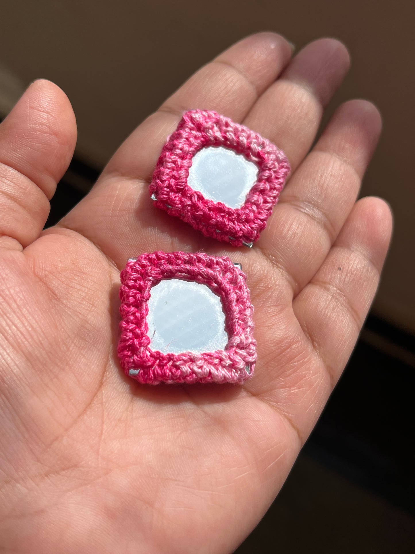 PINK Mirror Buttons