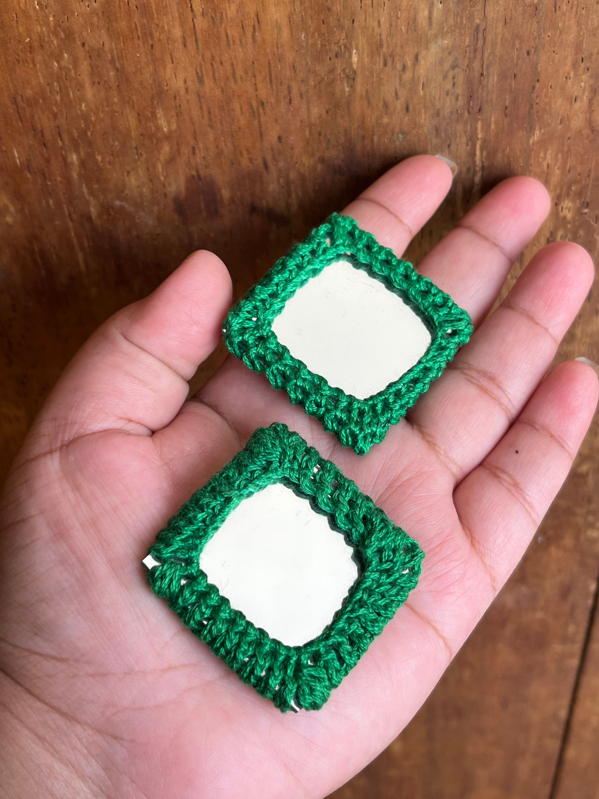 Big Mirror Buttons