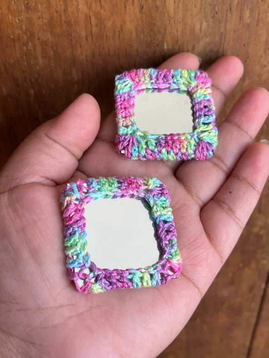 Big Mirror Buttons