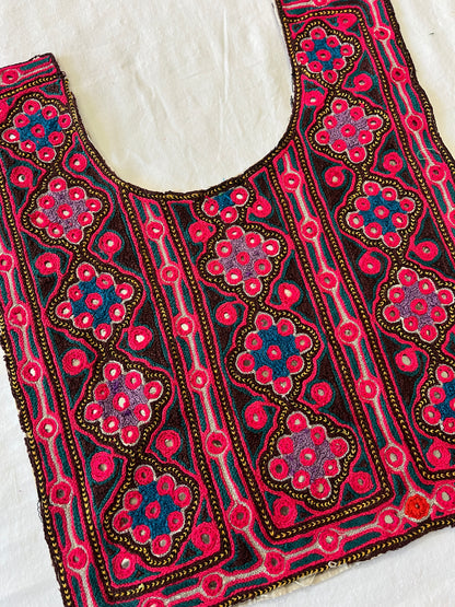 BYK20 Antique Vintage Banjara Neckyoke