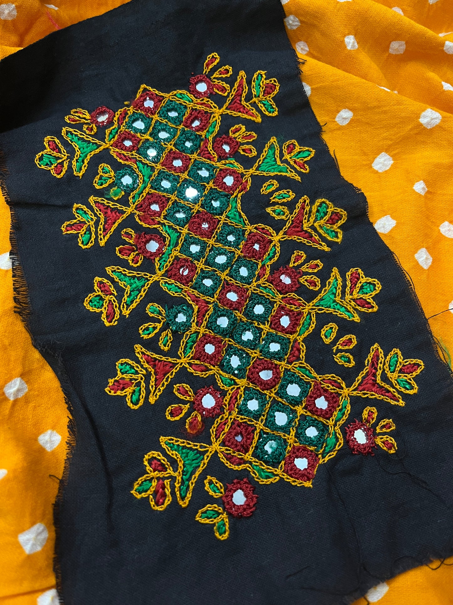 KP352 Kutchwork Patch