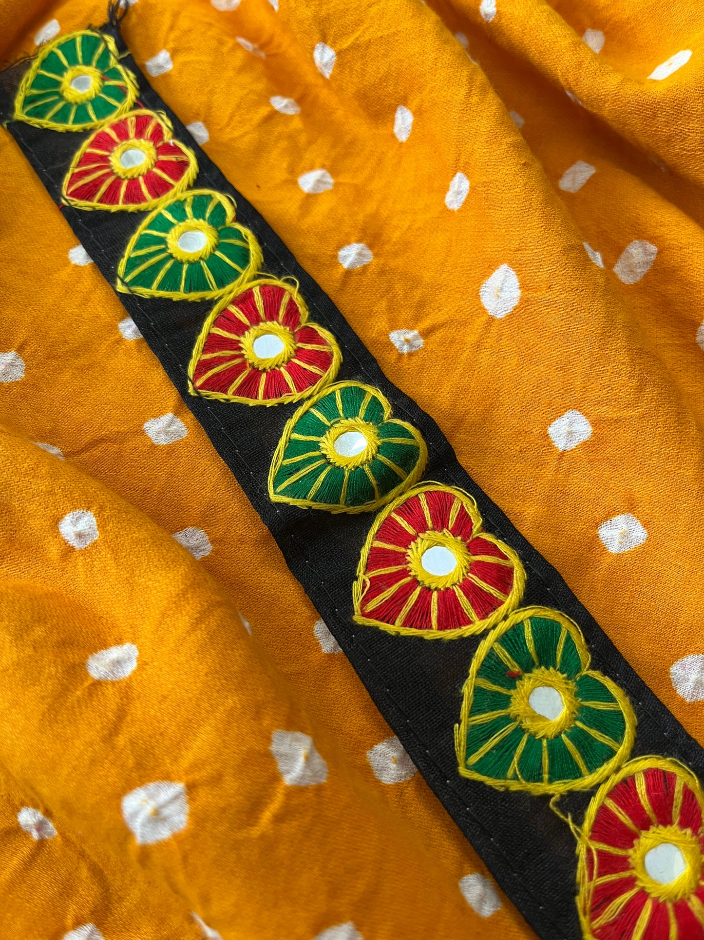 KB40 Kutchwork Border