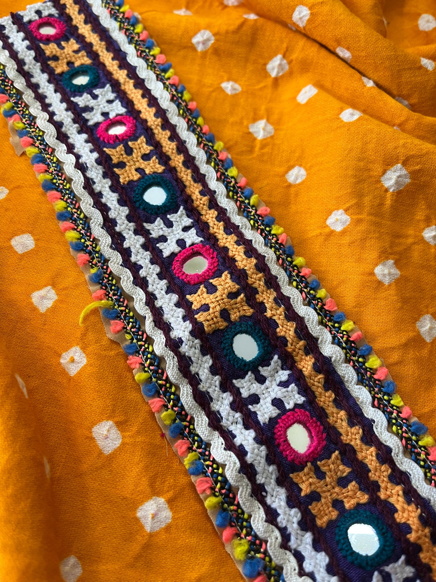 KB45 Kutchwork Border