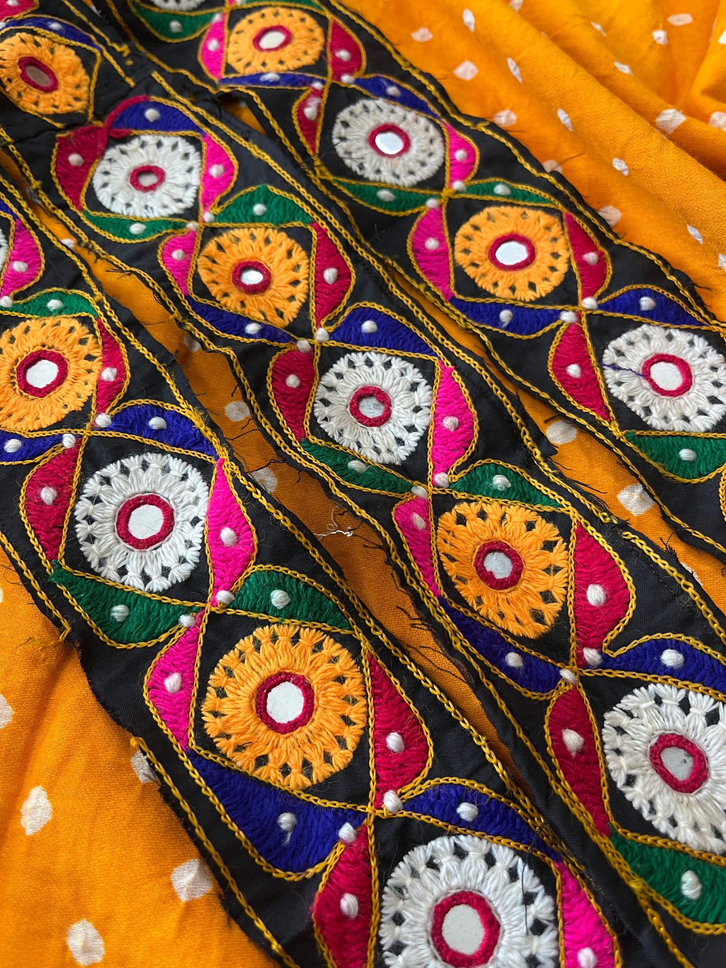 KB90 Kutchwork Border