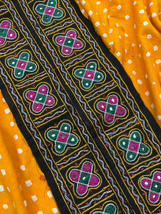 KB83 Kutchwork Border