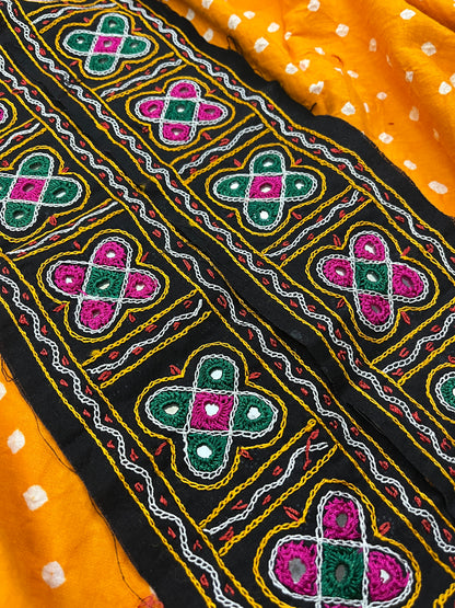 KB83 Kutchwork Border