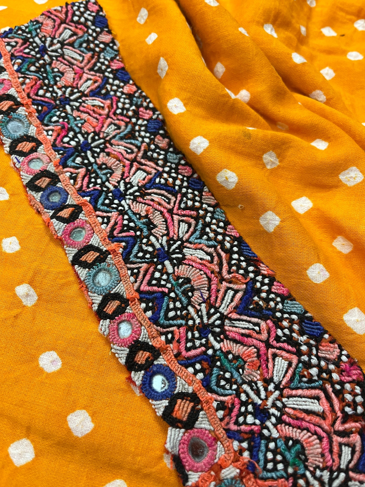 KB48 Kutchwork Border