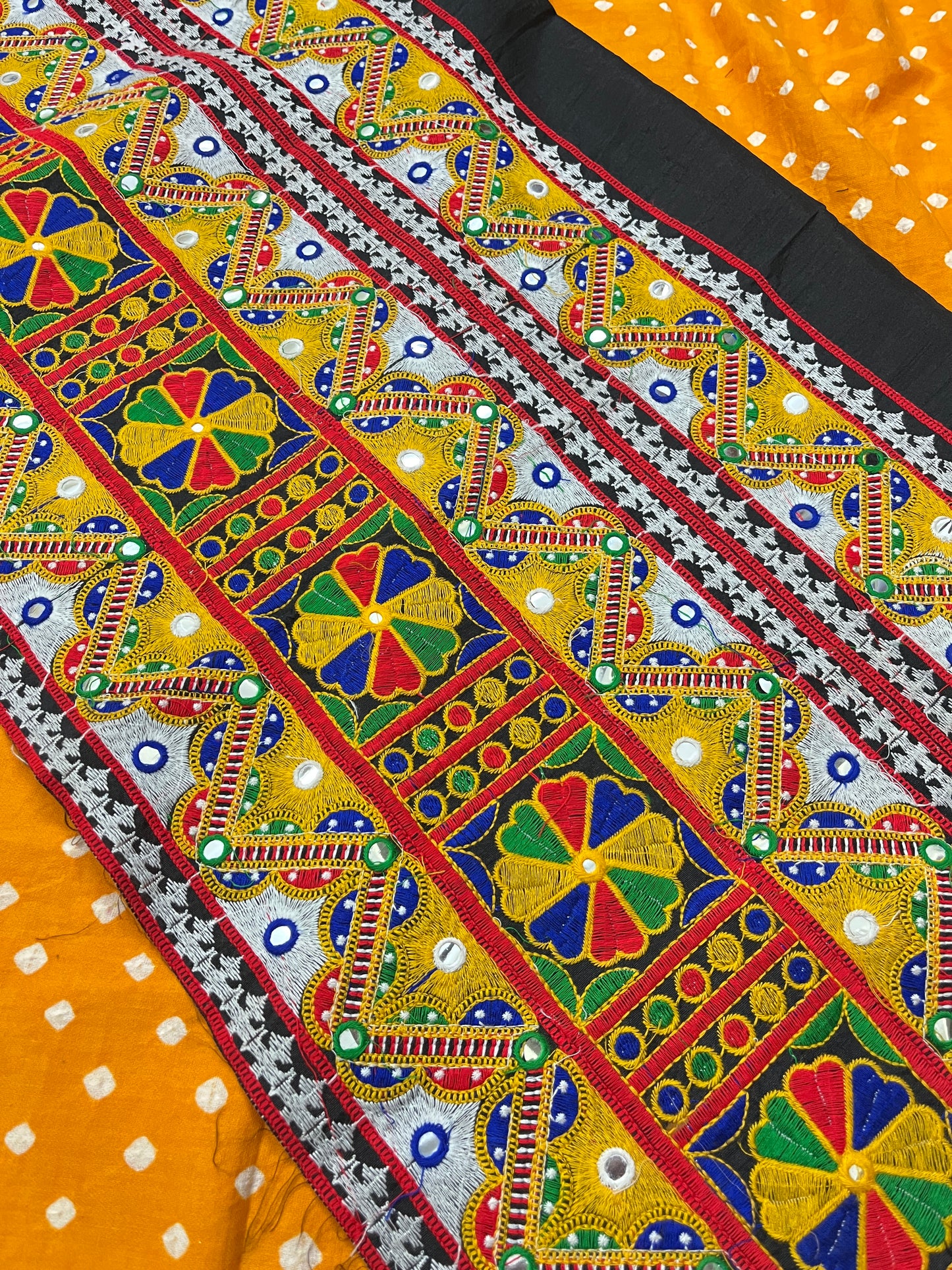 KB98 Kutchwork Border