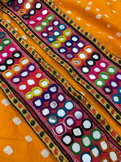 KB11 Banjara Mirror Border