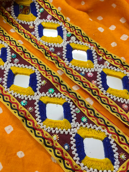 KB18 Banjara Mirror Border