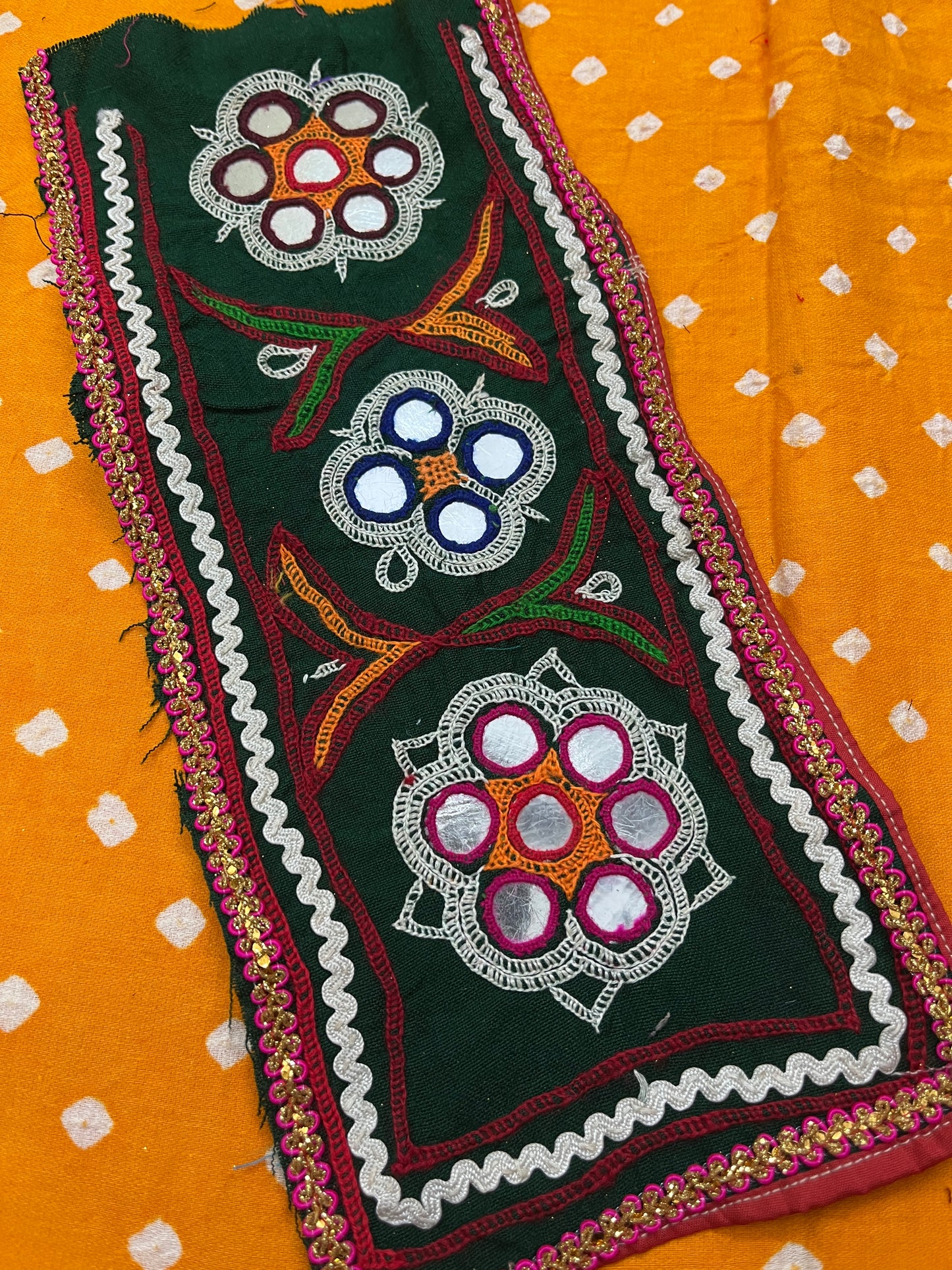 SKP111 Kutchwork Patch