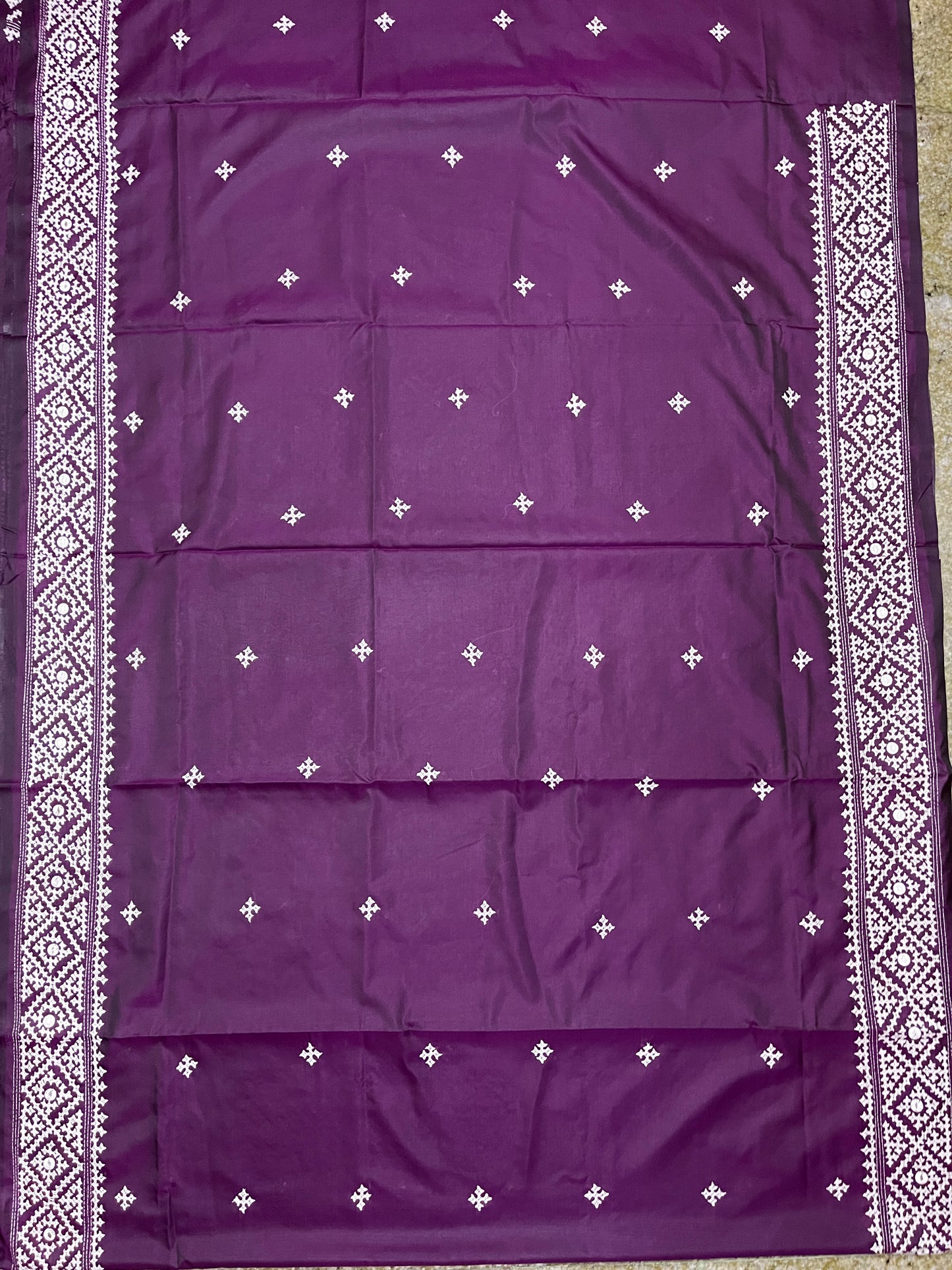 LAAJWAAB Kutchwork Saree