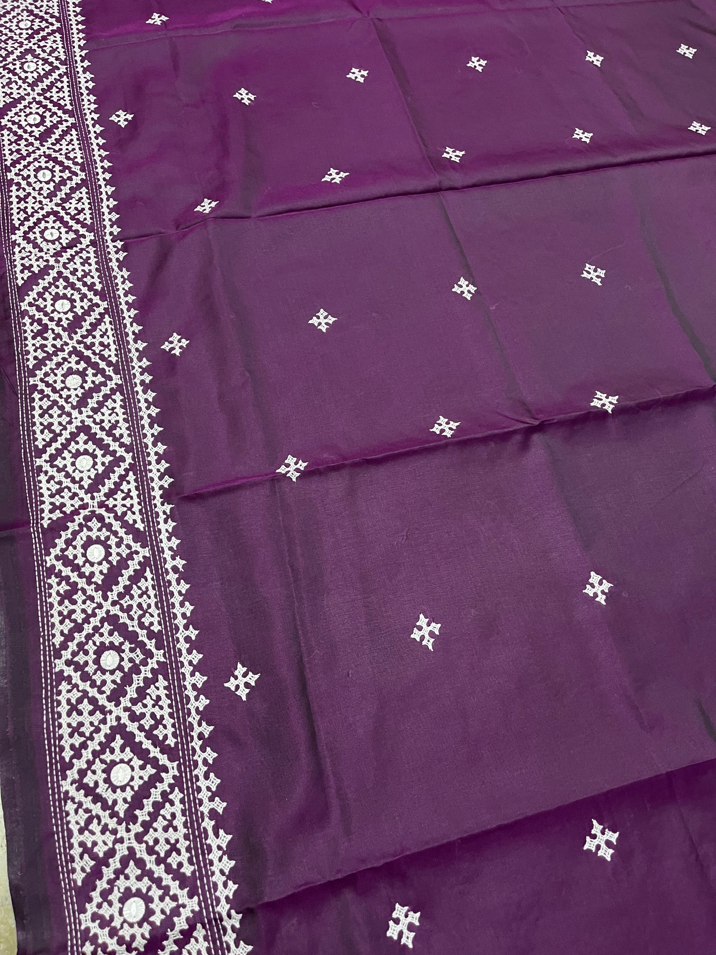 LAAJWAAB Kutchwork Saree