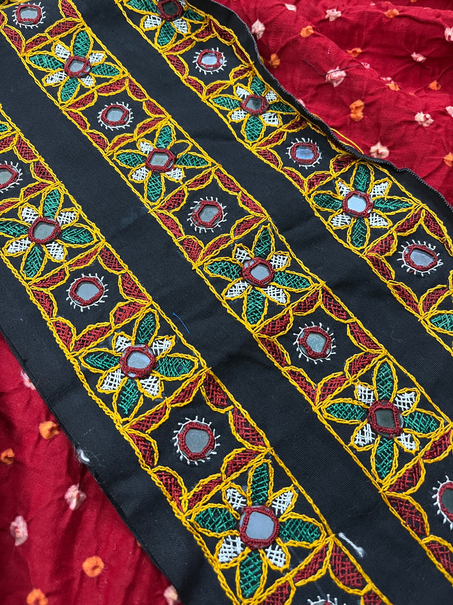 Kutchwork Border