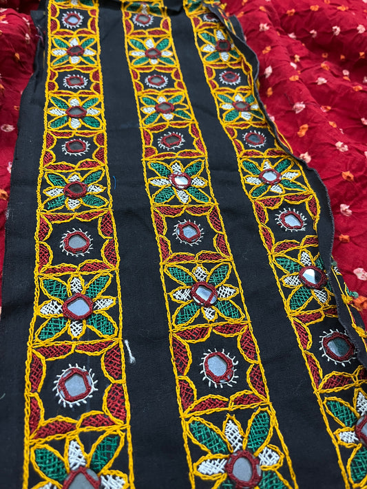 Kutchwork Border