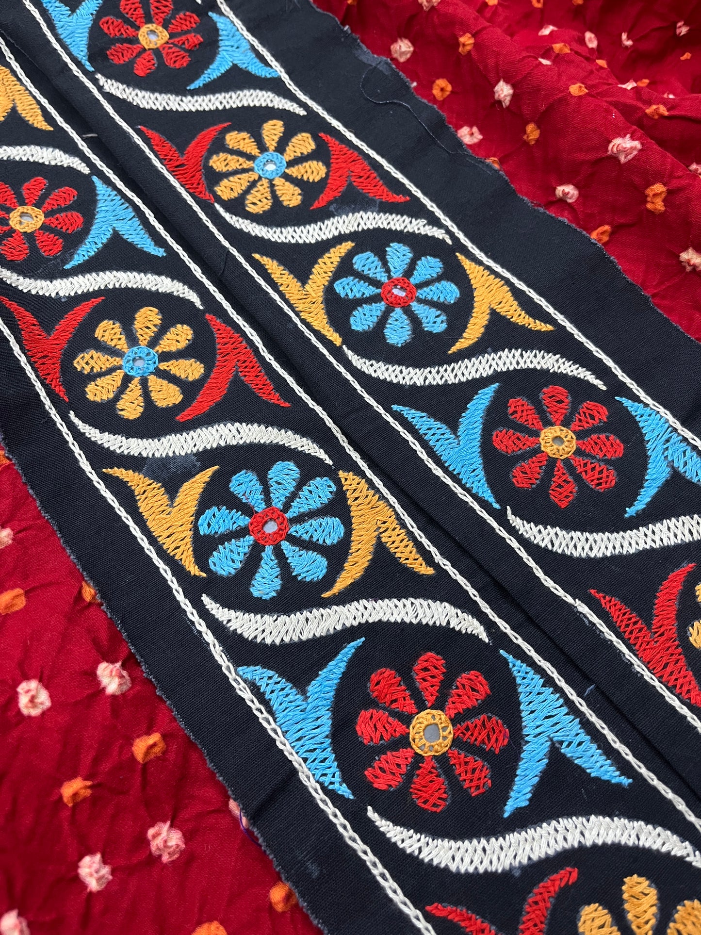 Kutchwork Border
