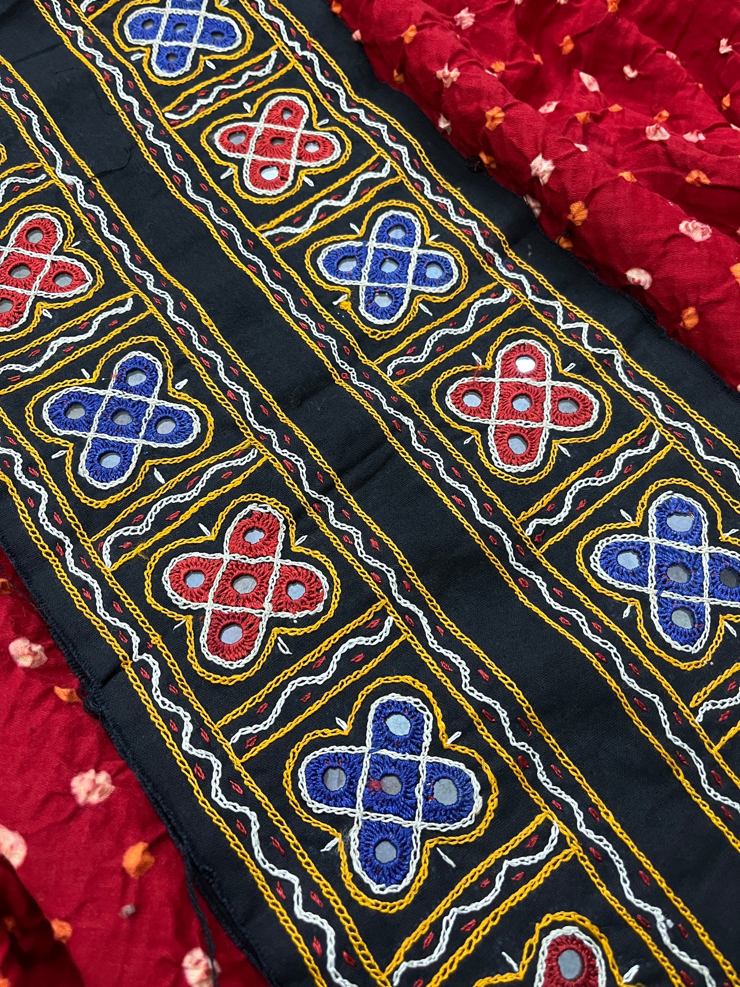 Rangoli Kutchwork Border